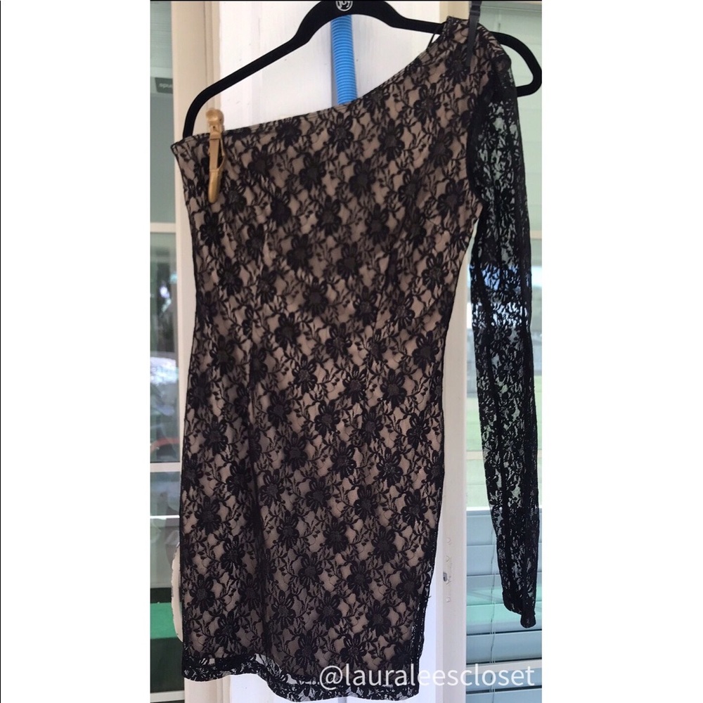 💕FORVER 21 Asymmetric One Shoulder Dress Size Med